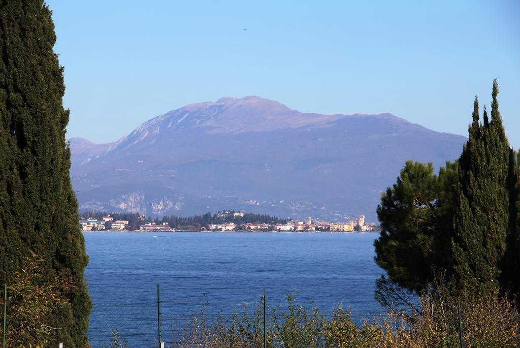 Antico Borgo Apartment Desenzano del Garda Exterior photo
