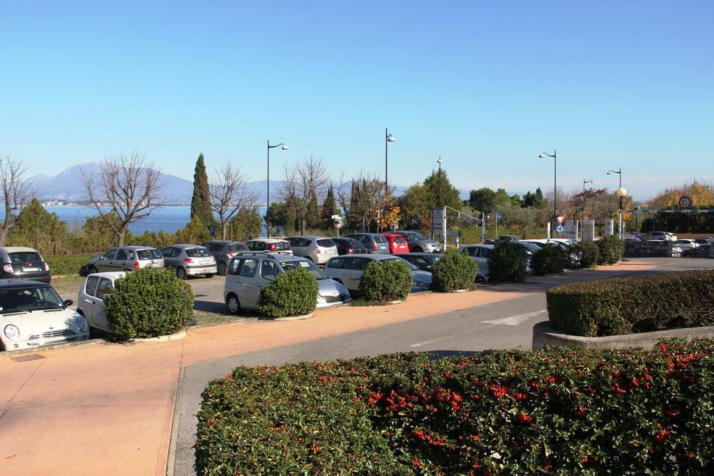 Antico Borgo Apartment Desenzano del Garda Room photo